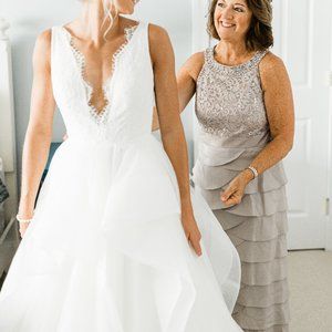 Jessica Howard Long Gown, Size 6, Taupe Color